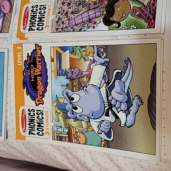 Set of 4 Melissa and Doug Phonics Comics Level 2 - Picture 4 of 6